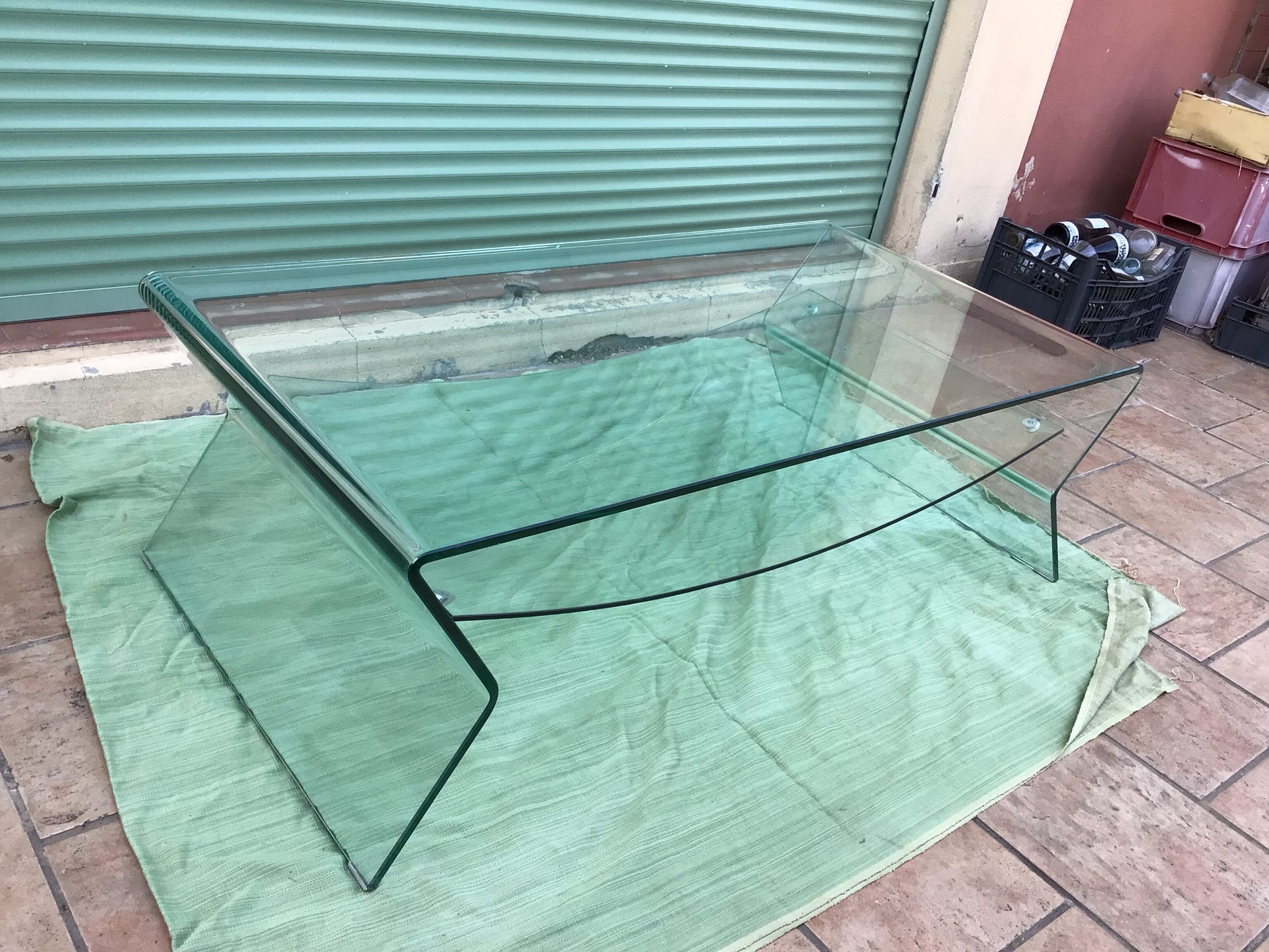 Table basse en verre courbe XXe