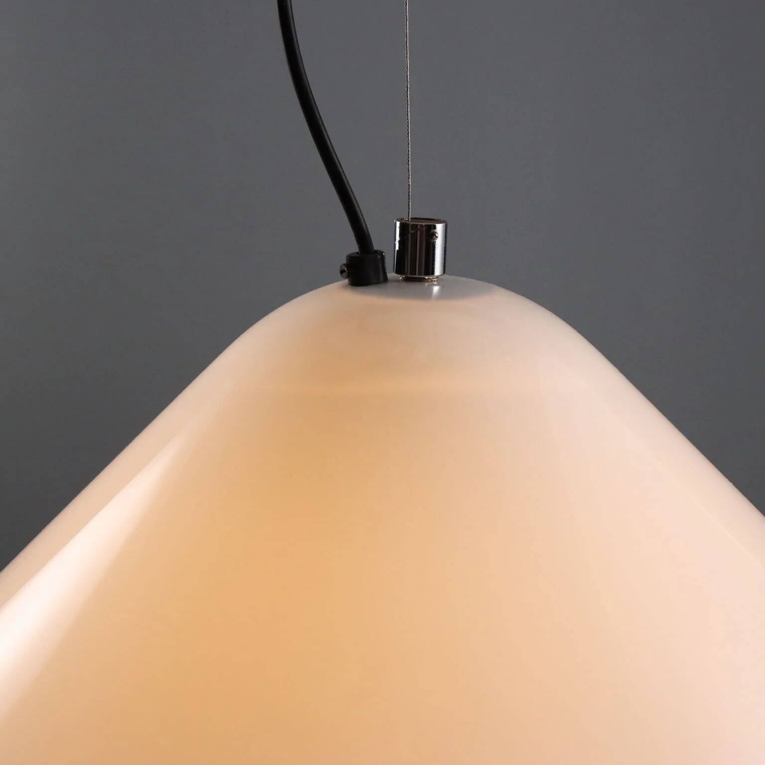 Vintage iGuzzini ceiling light in plastic, Italian design, 1970s.