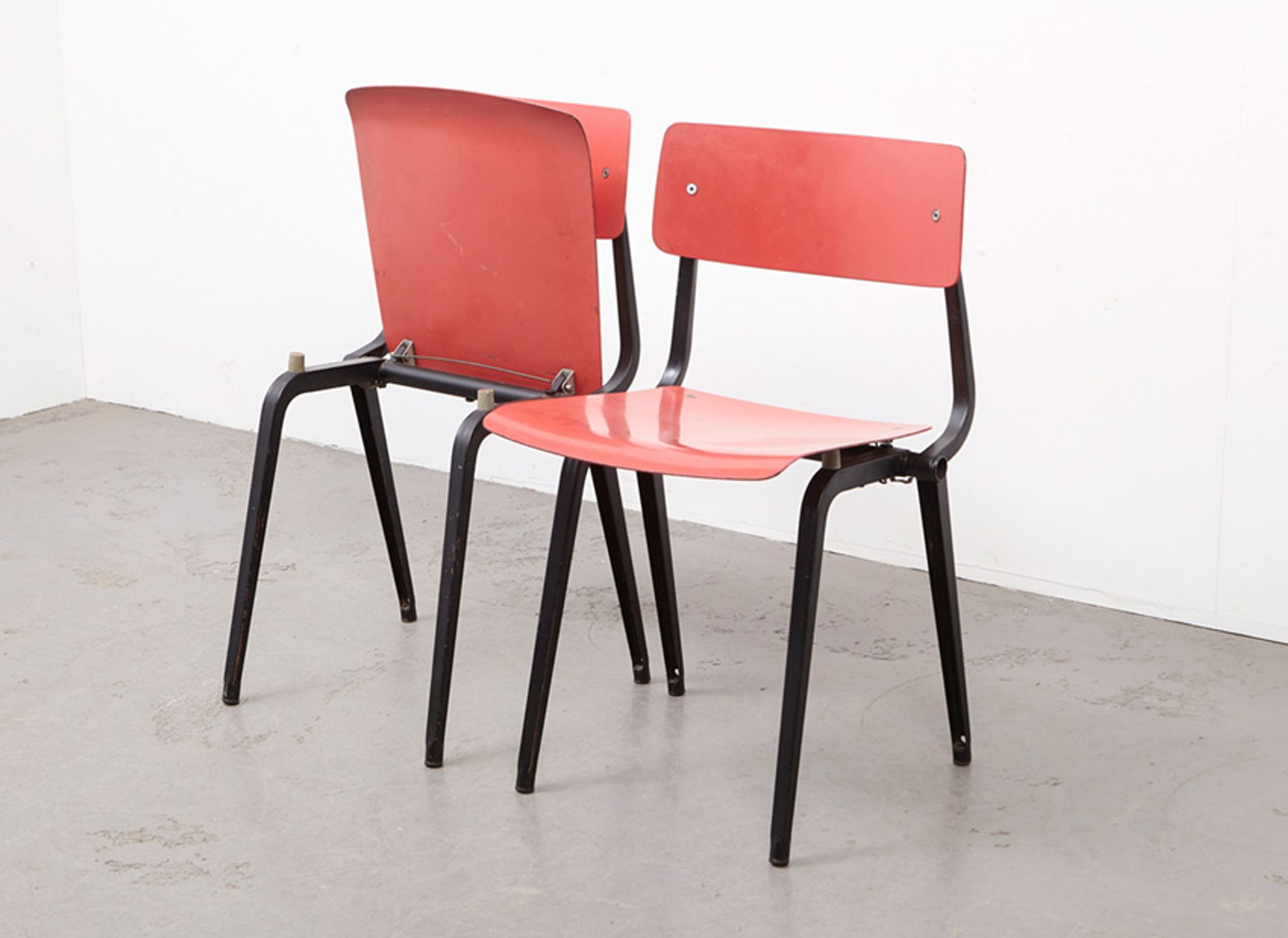 Pair of chairs by Friso Kramer for Ahrend de Cirkel 1953