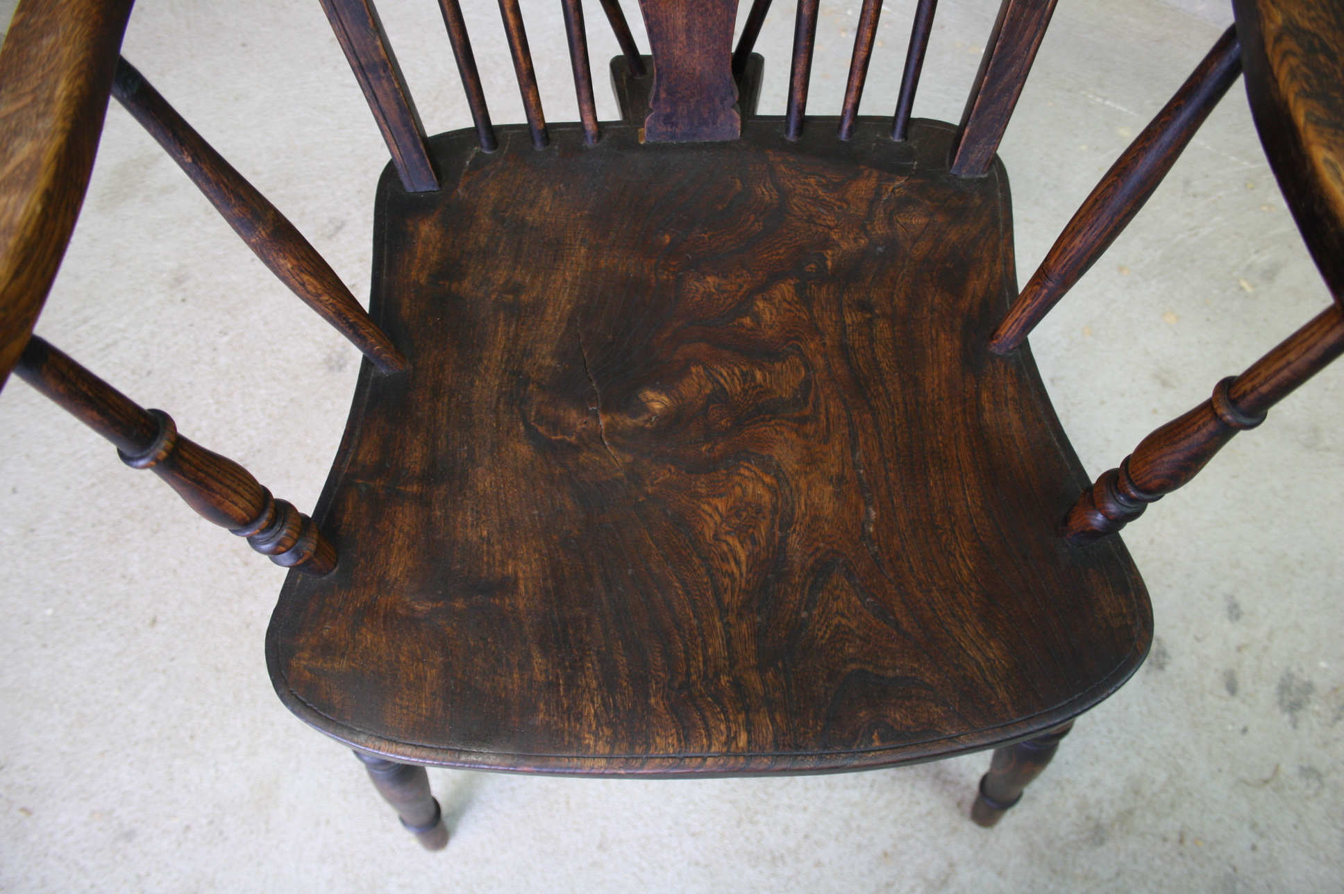 Windsor Wheelback Chair