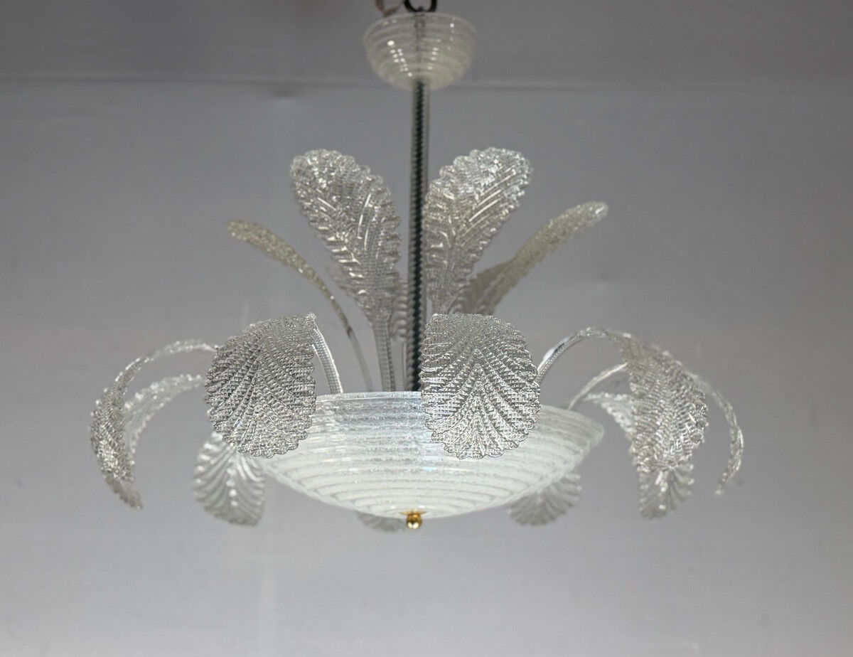 Venetian Art Deco chandelier made of Murano glass circa 1930