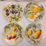 Set of 4 plates in St Clément Barbotine - Majolica - Fruits