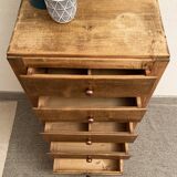 Vintage 50s-60s vintage-haired chiffonr