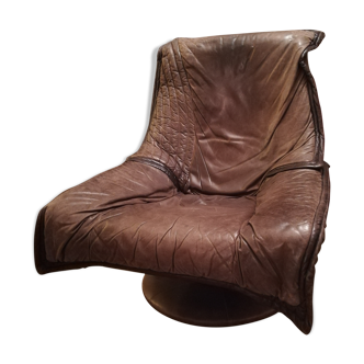 Leather swivel lounge chair 80