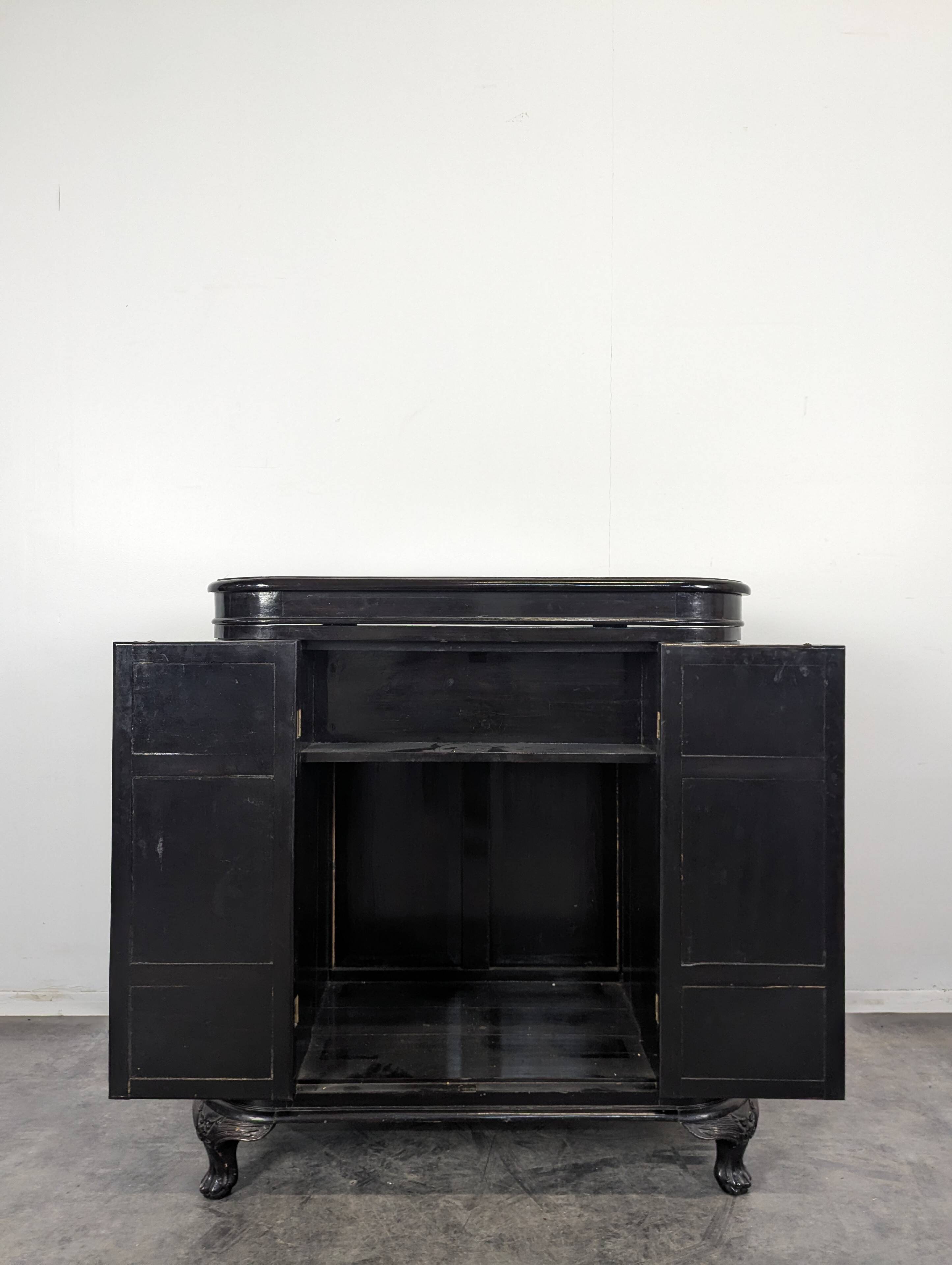 Lacquered Chinese bar cabinet
