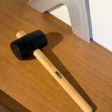 Designer shelf in solid oak and signed aluminium.