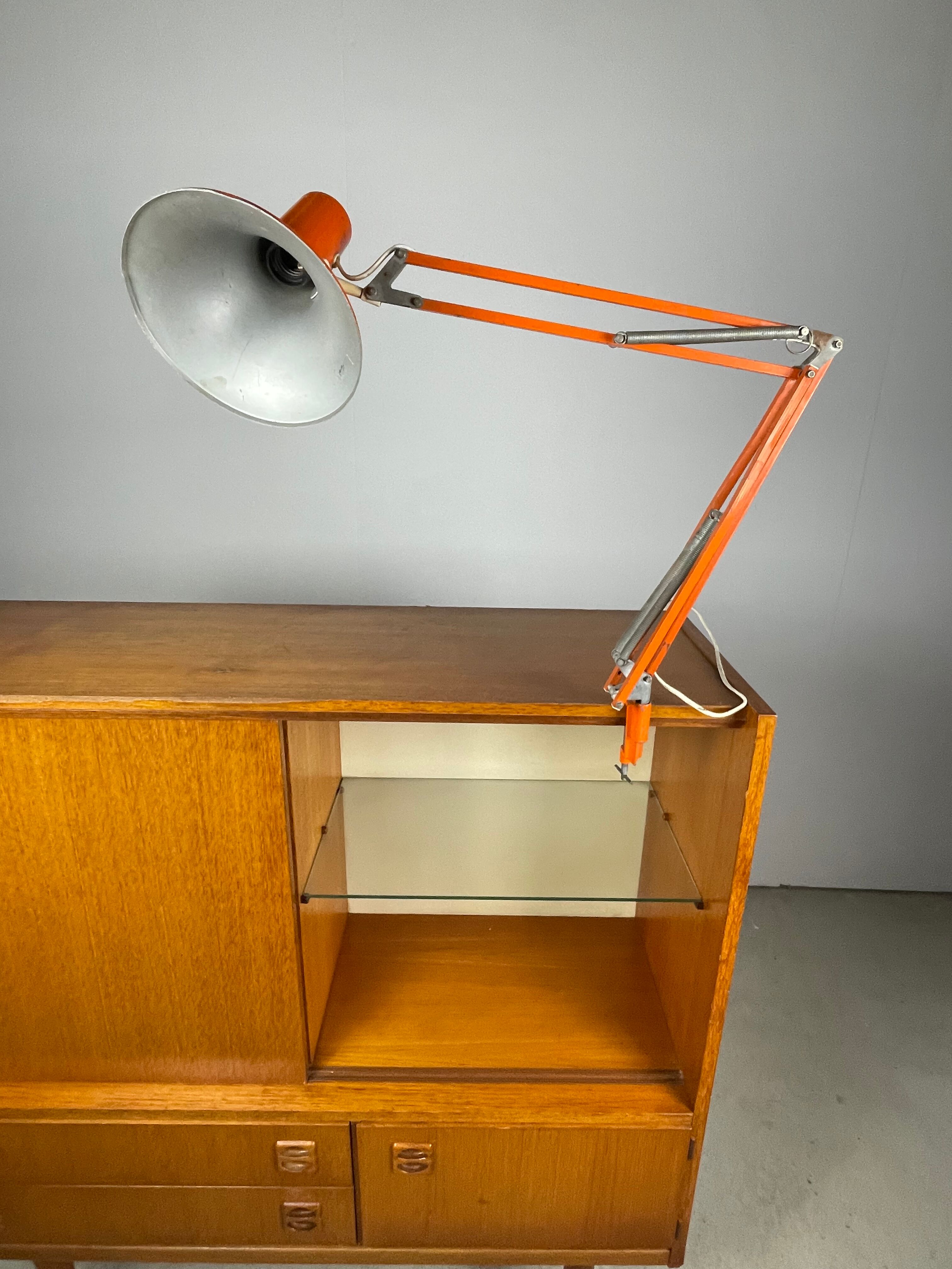 Articulated desk lamp 1970 orange