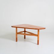 Teak and oak side table by Yngve Ekström for Westbergs Möbler, Sweden, 1950