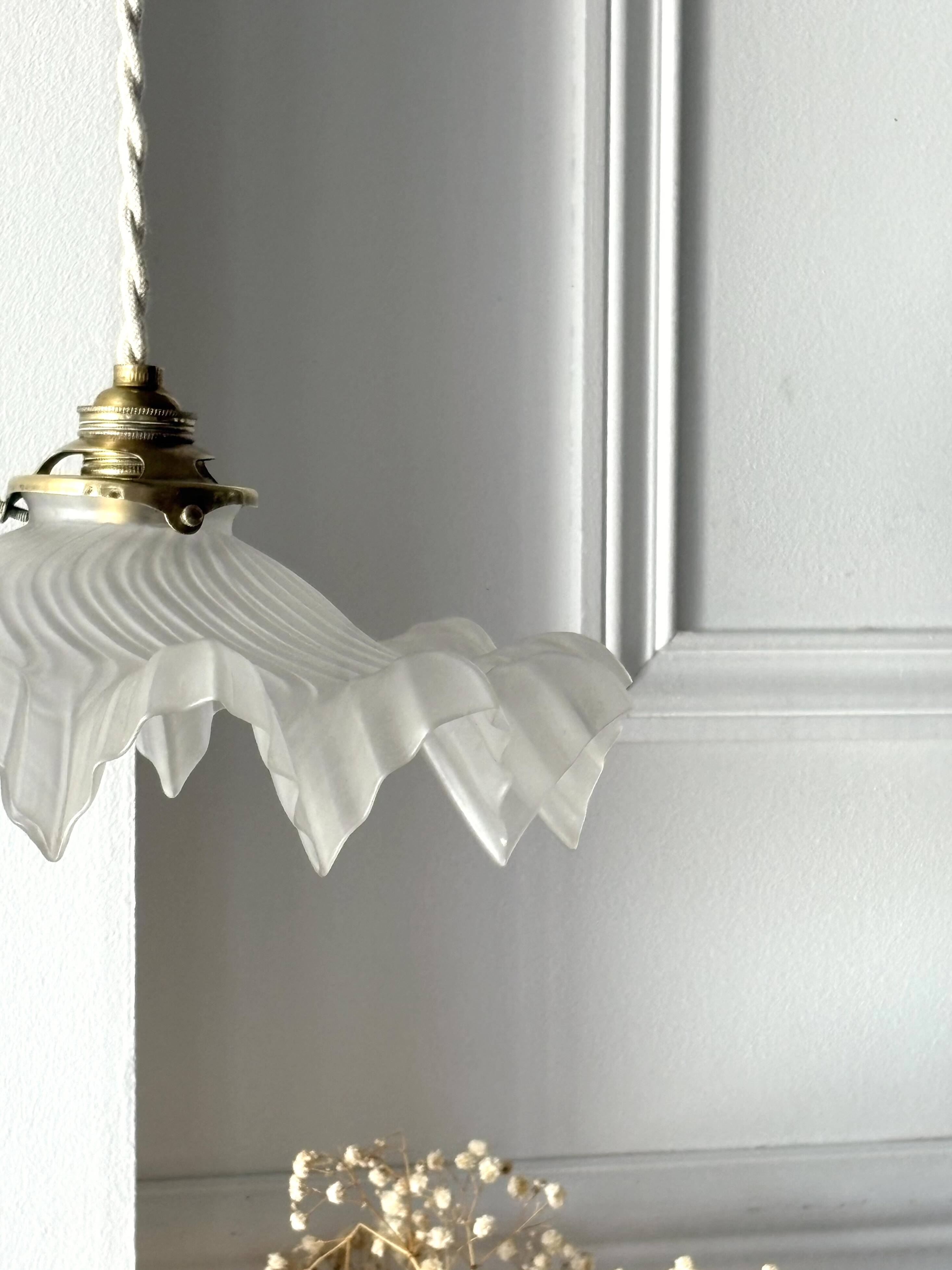 Suspension "Frou Frou"