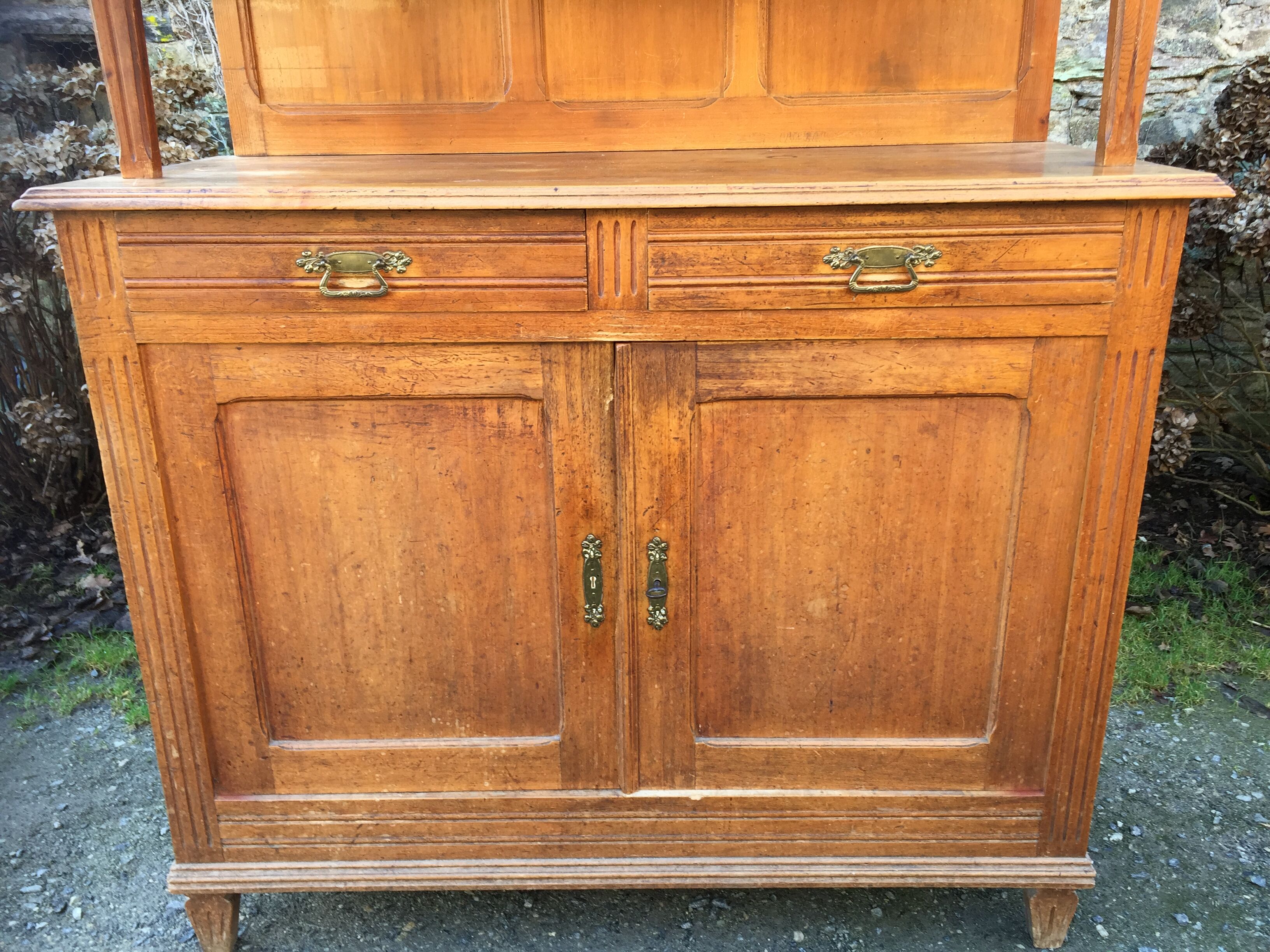 Vintage Parisian buffet with 2 bodies in white poplar wood