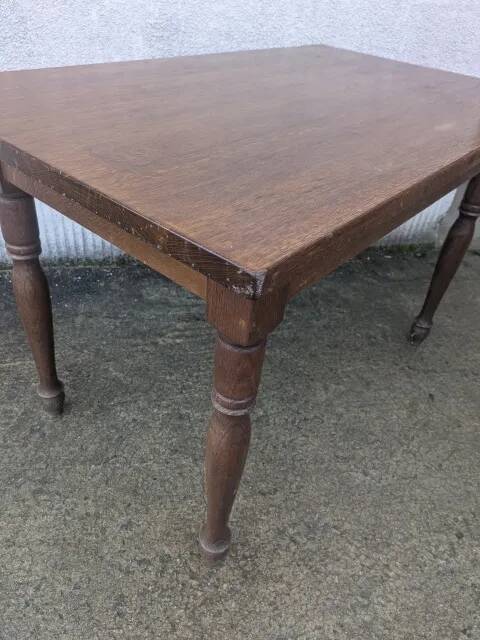 Oak table