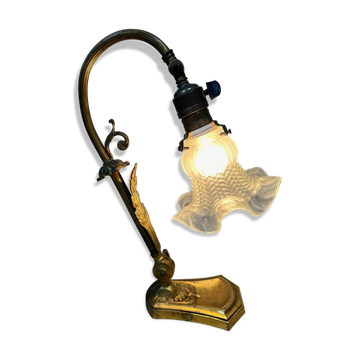 Art nouveau table lamp – flower
