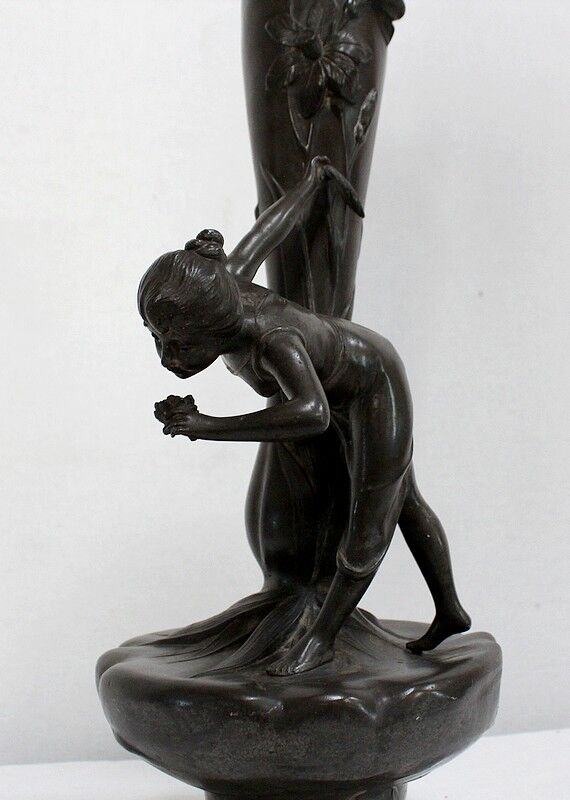 Pewter vase, "Young woman picking a water lily", signed P. Jean, Art Nouveau early twentieth century