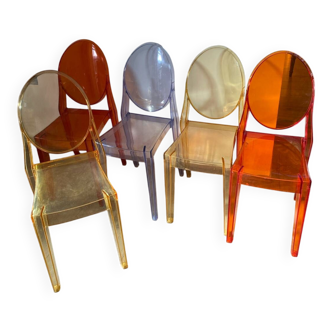 5 chaises Victoria Ghost design Starck pour Kartell