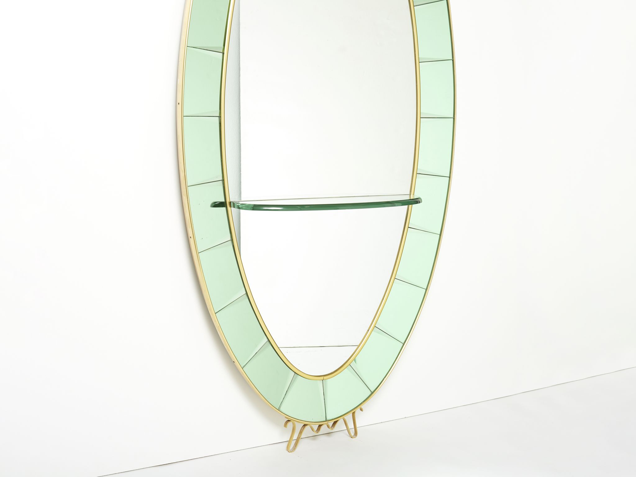Large Italian mirror oval brass crystal green crystal of Cristal Arte 1950s 110x219cm