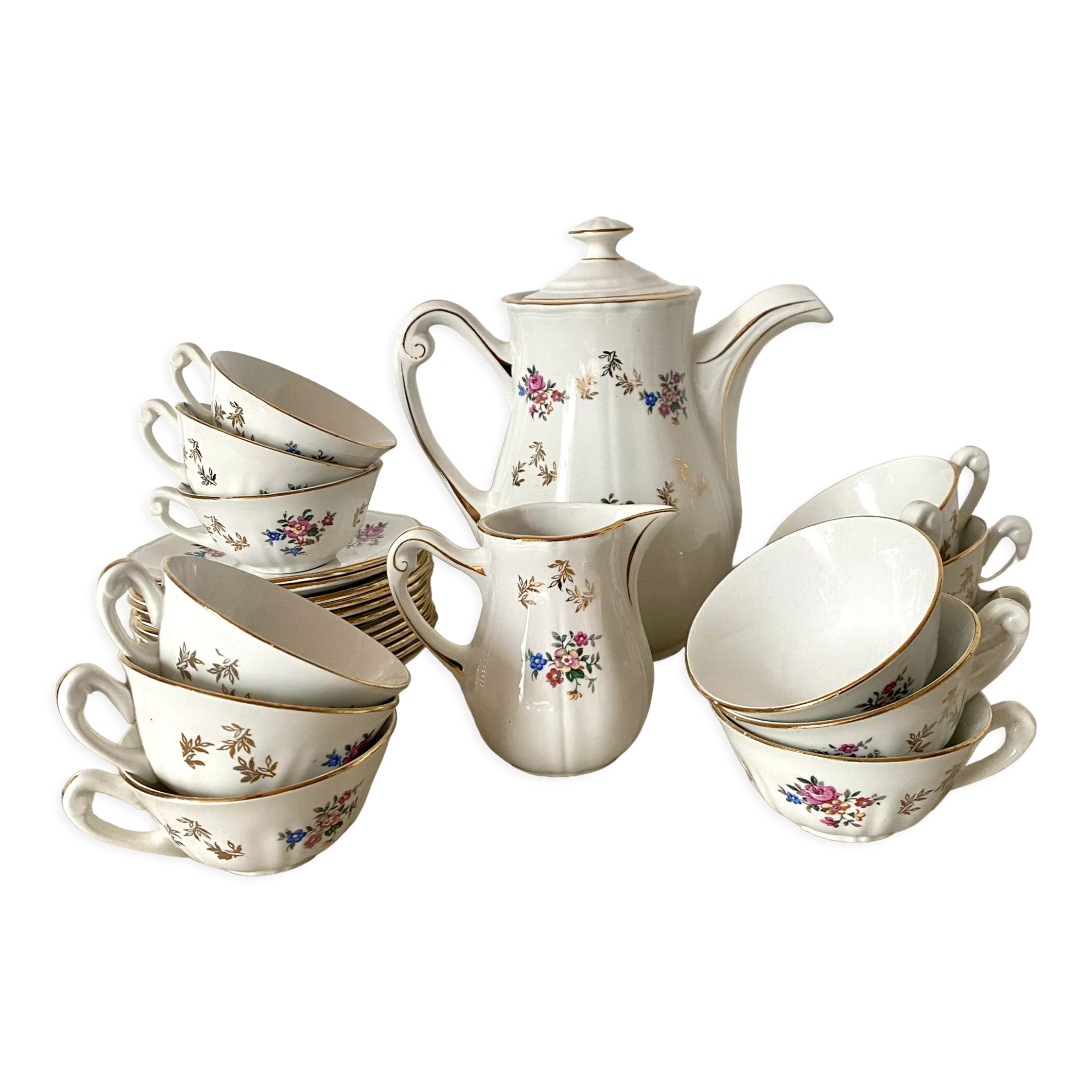 Antique tea set in Amandinoise porcelain