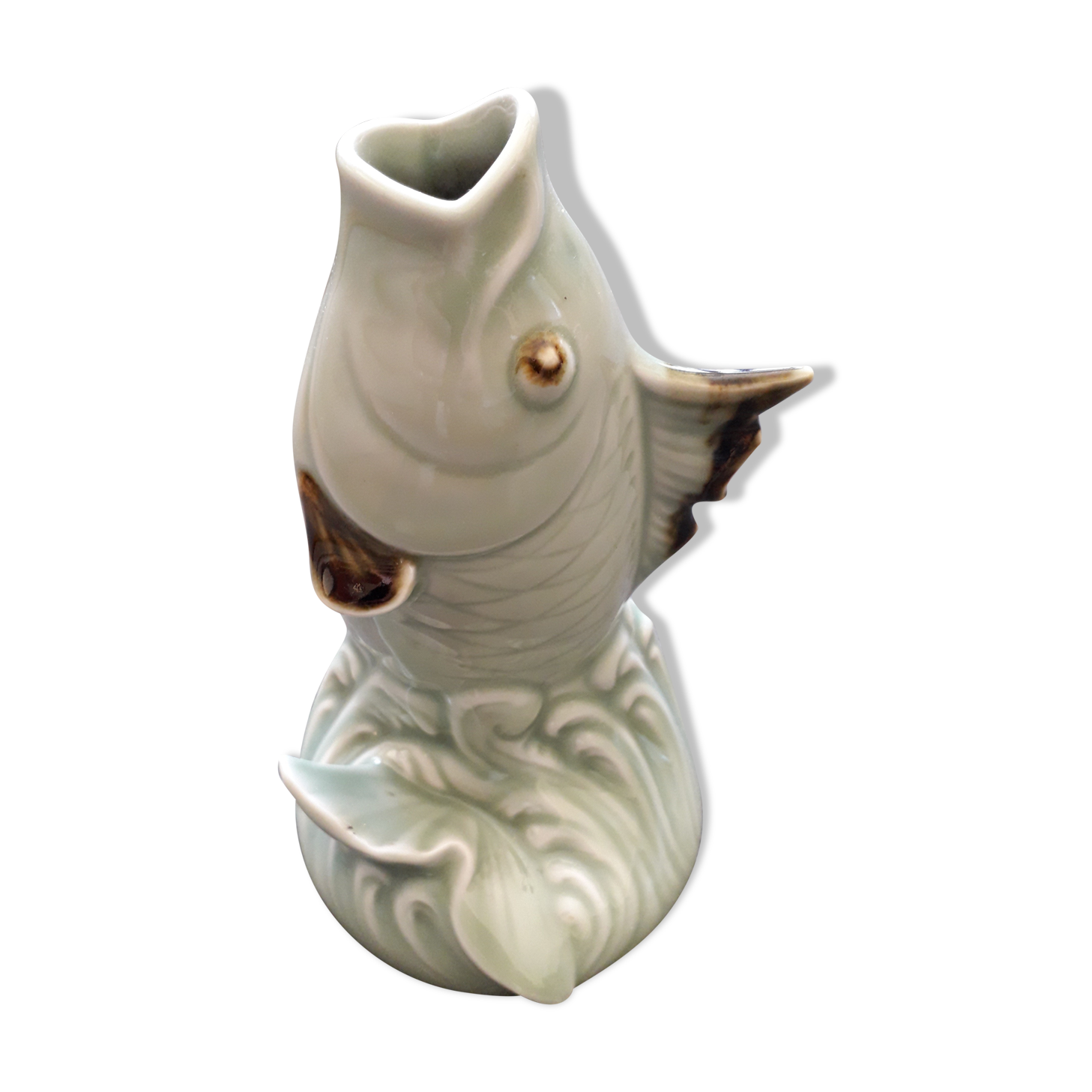 Very original fish vase in ceramic from the 40s