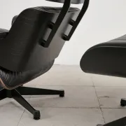 Lounge Chair and ottoman in black leather by Charles & Ray Eames, Vitra