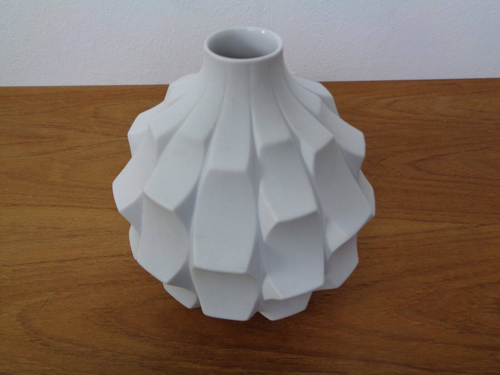 Mid-Century Artichoke Op Art Vase from Hutschenreuther, Germany, 1960s
