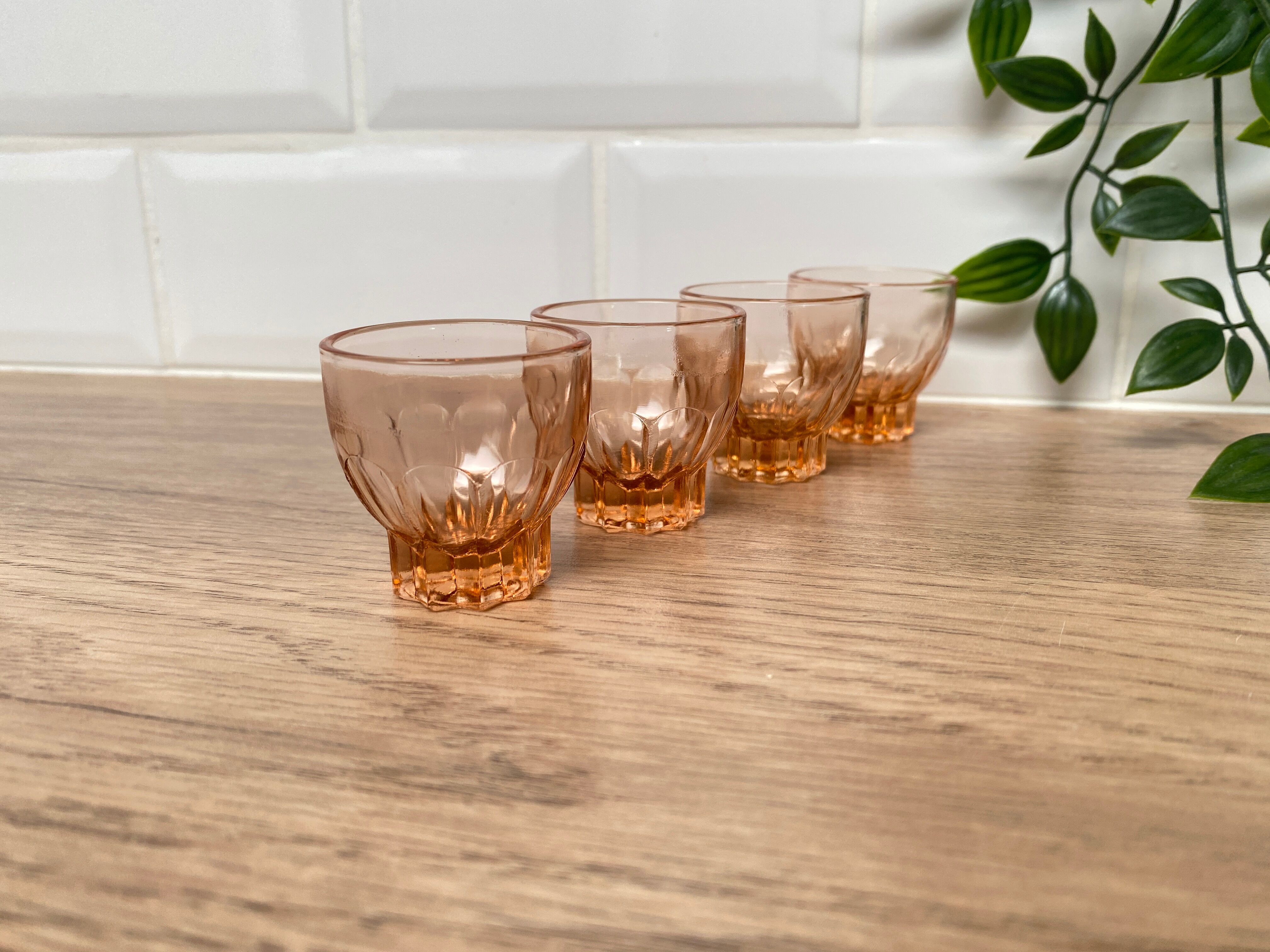 Set de 4 verres liqueur Luminarc étoile rose