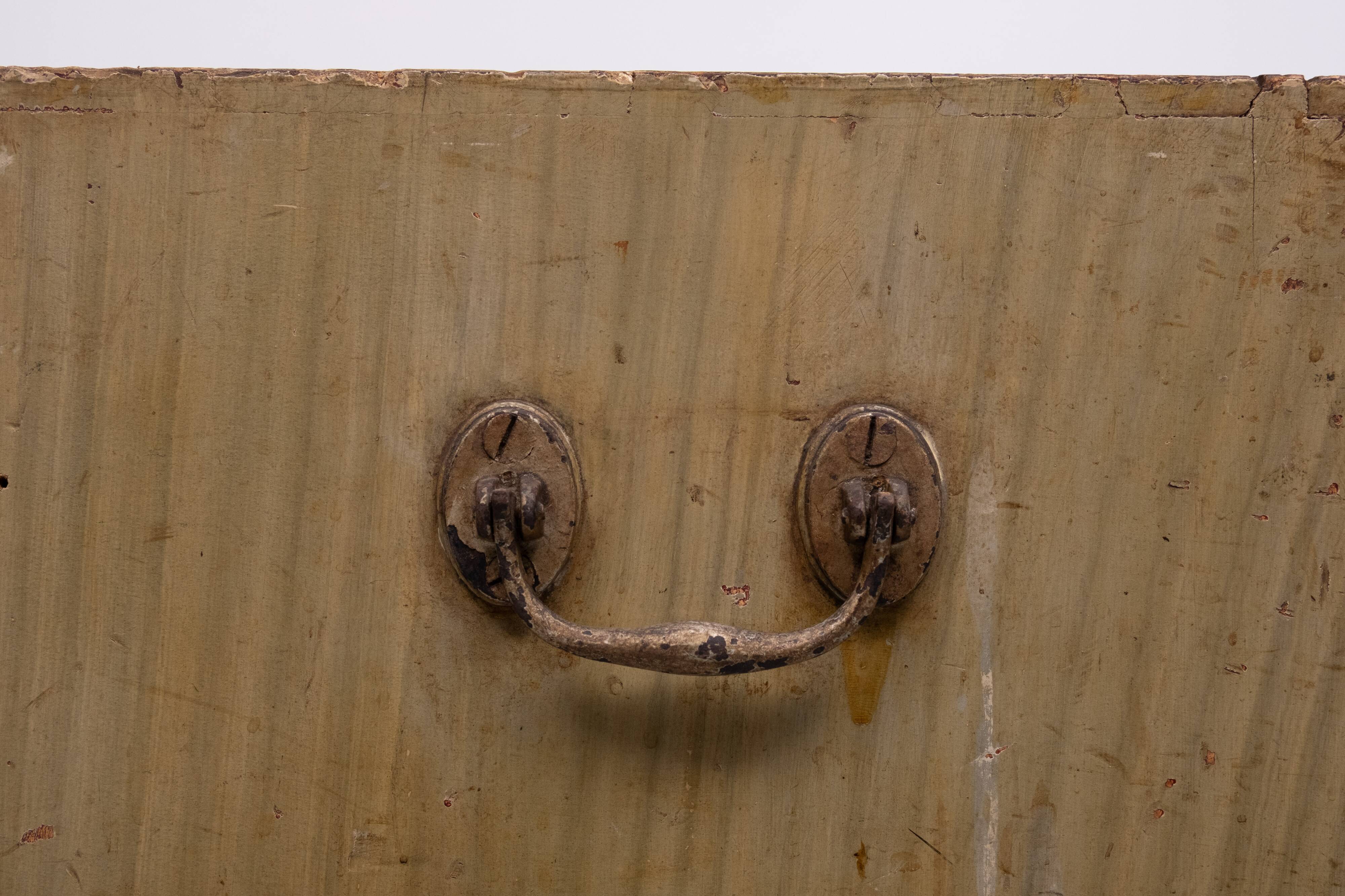 Commode homme avec tiroirs du XIXe siècle