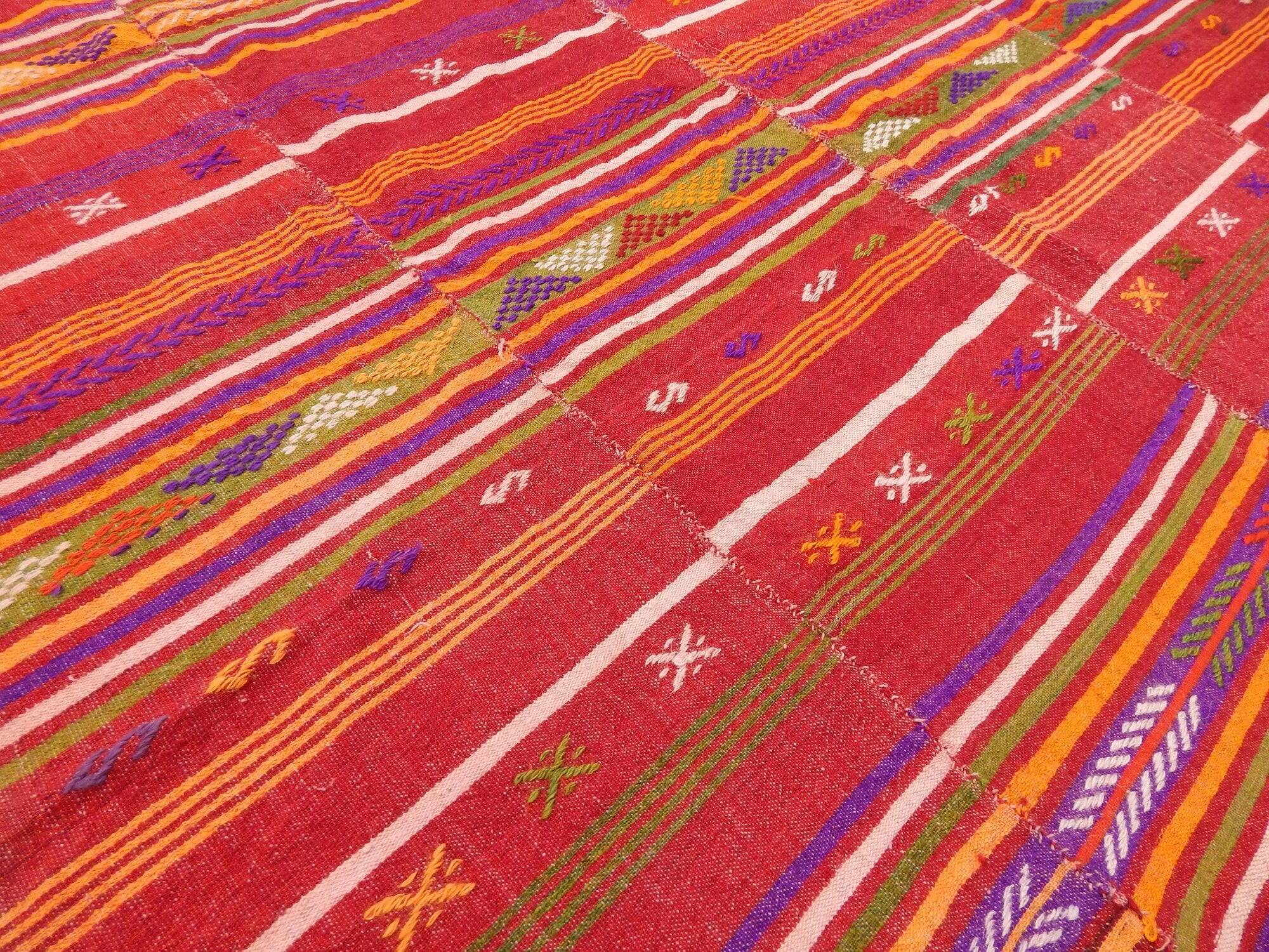 Vintage Turkish kilim, handwoven, 151x246 cm.