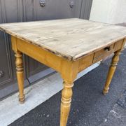 Farm table in natural wood fir 1900 brewery