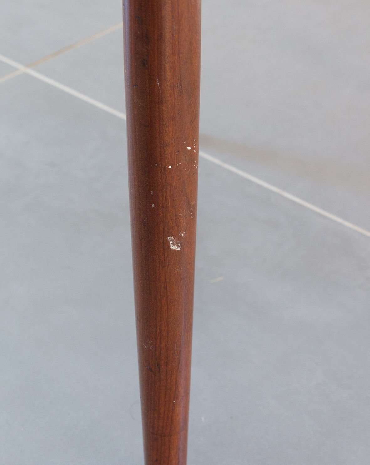 Hans Olsen tripod chair