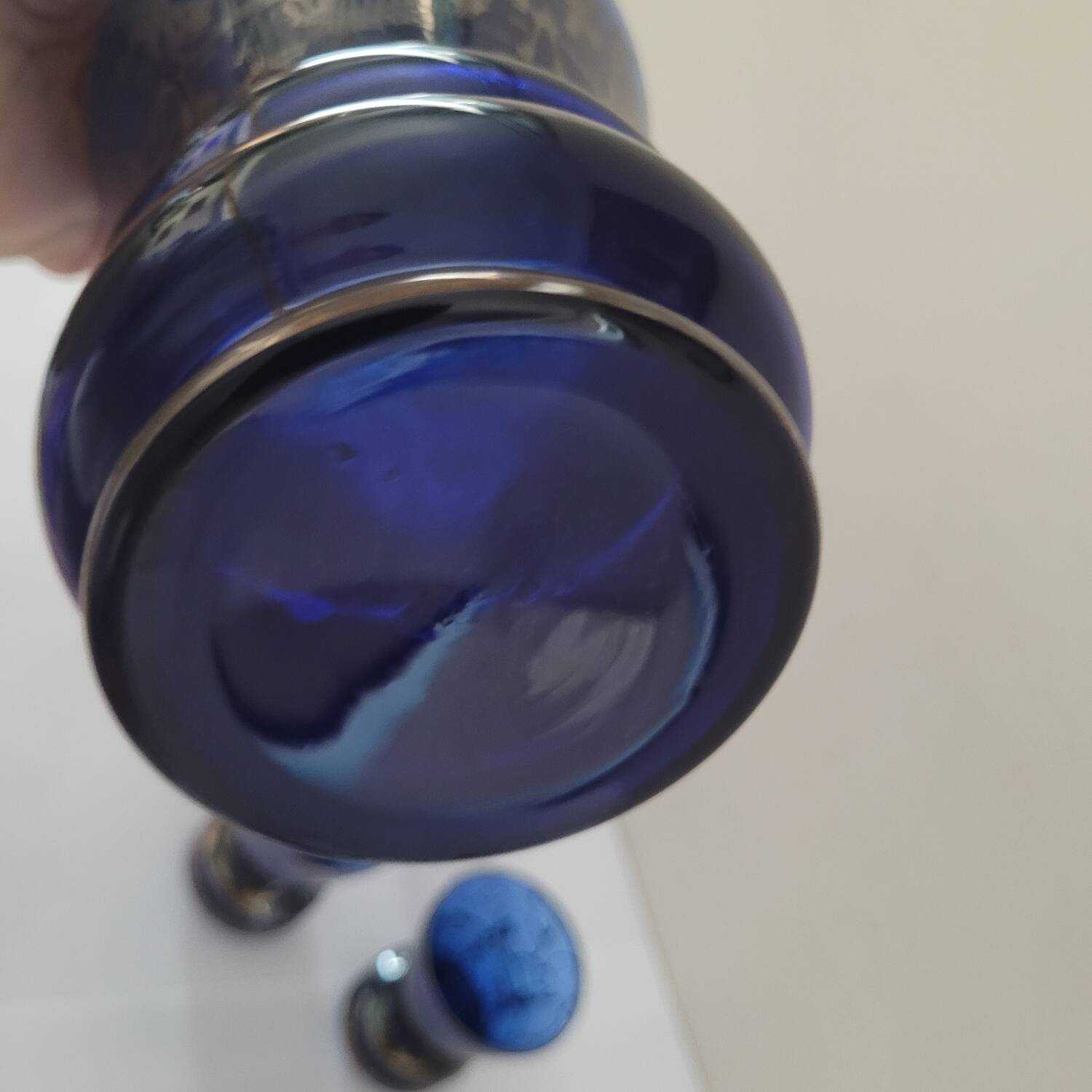 Carafe et 5 verres bleu cobalt décor or
années 1950