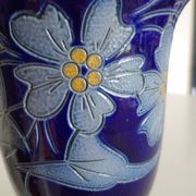 Betschdorf Schmitter grès d'Alsace, cobalt  - Vase corolle aux fleurs