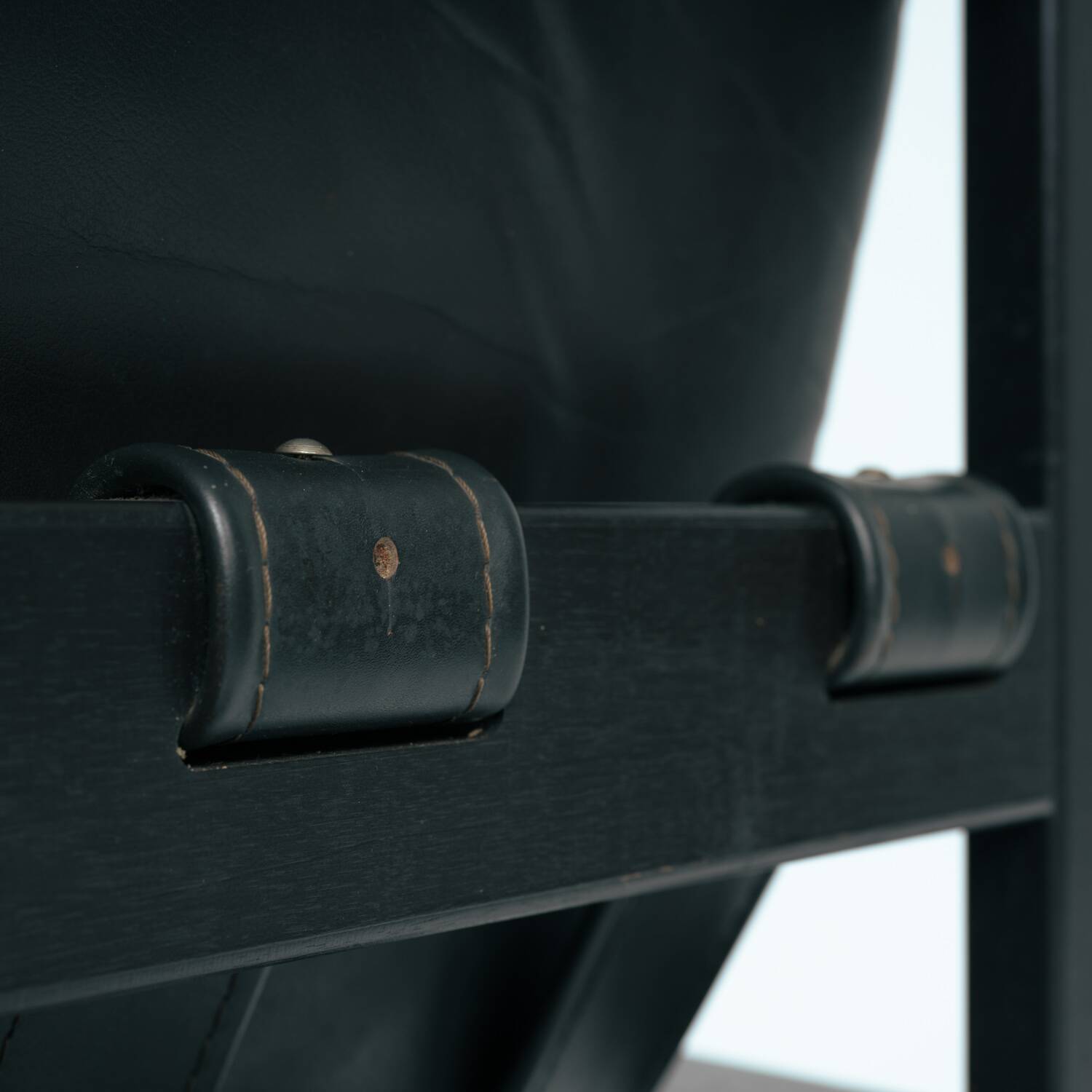 Chaises longues brutalistes avec repos-pieds de Sonja Wasseur, années 1970