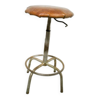 Industrial stool adjustable seat