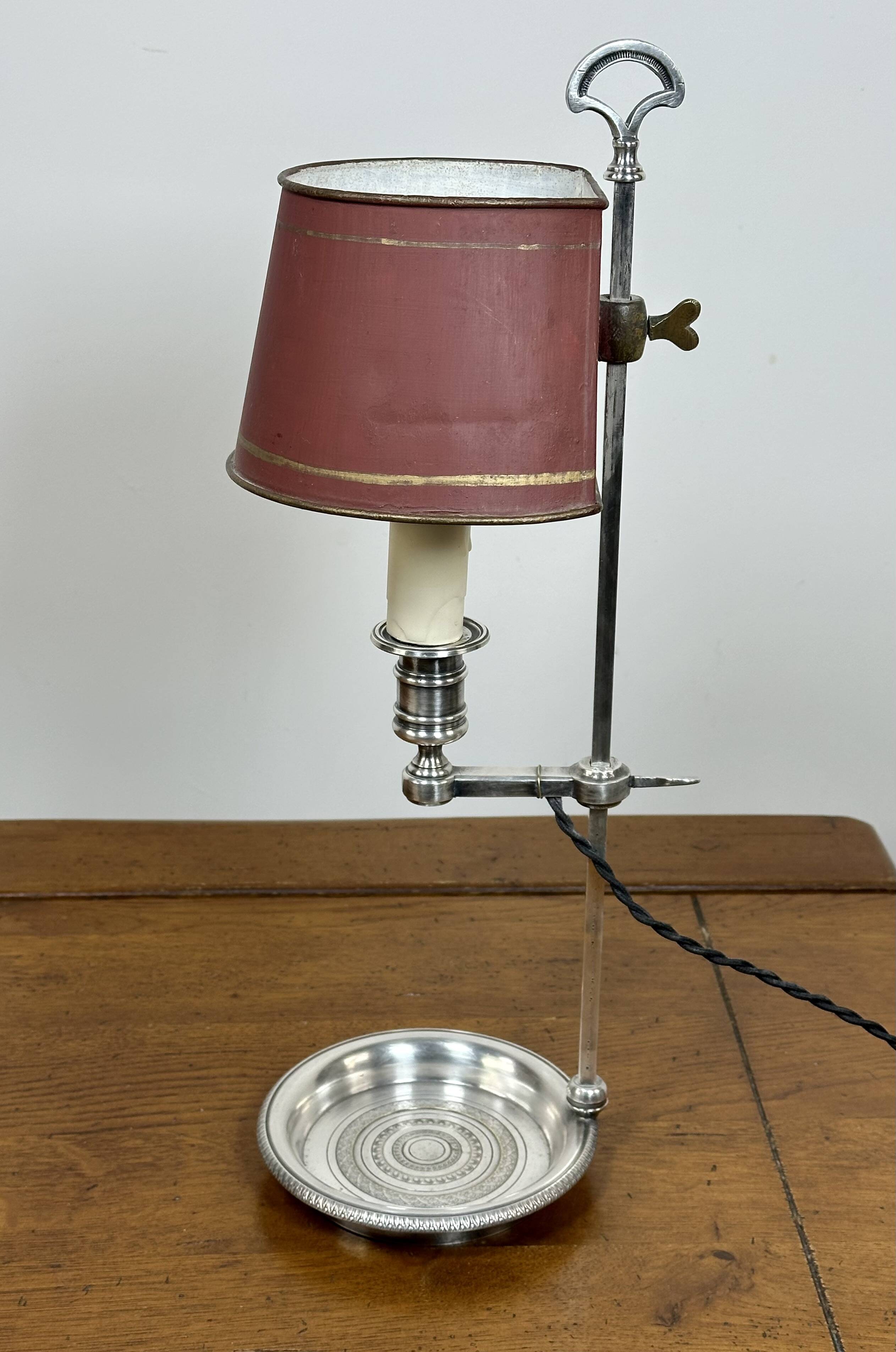 Silver-plated Quinquet lamp from the 19th century.