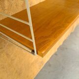 String modulair wandsysteem met kast en planken