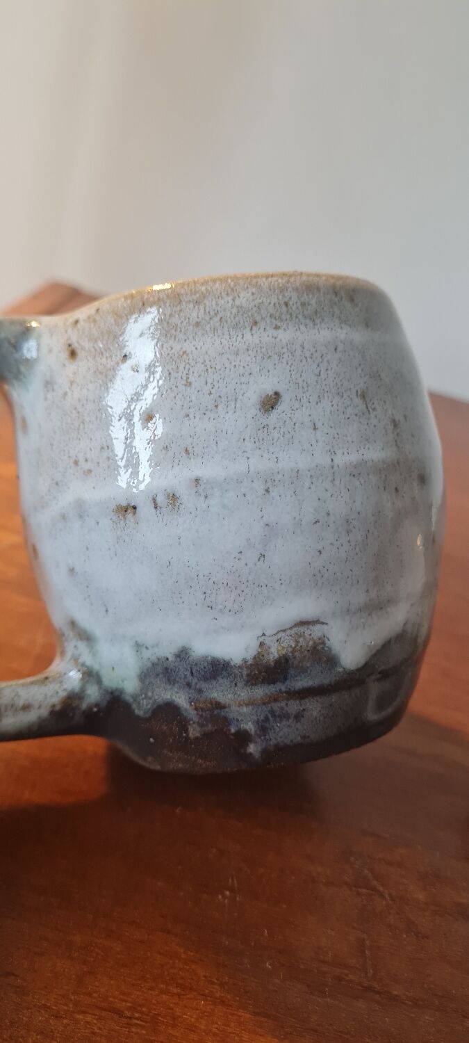 Glazed stoneware mugs