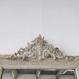 Rectangular mirror in light green lacquered wood with pediment H:1m39