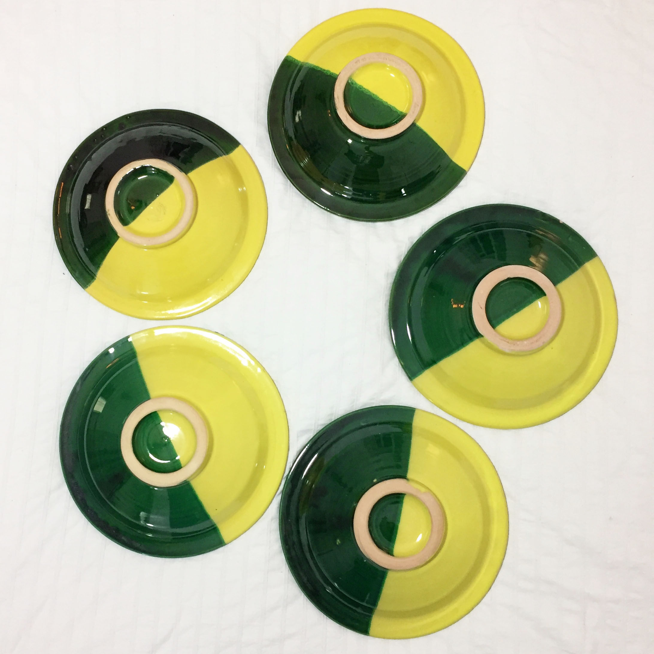 Set of 5 hollow plates tebsis de Nabeul