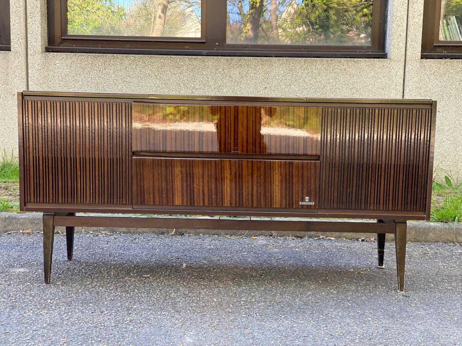 Grundig Scandinavian Hifi sideboard in wood and lacquered rosewood