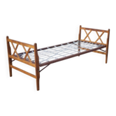 Sabin workshop folding bed