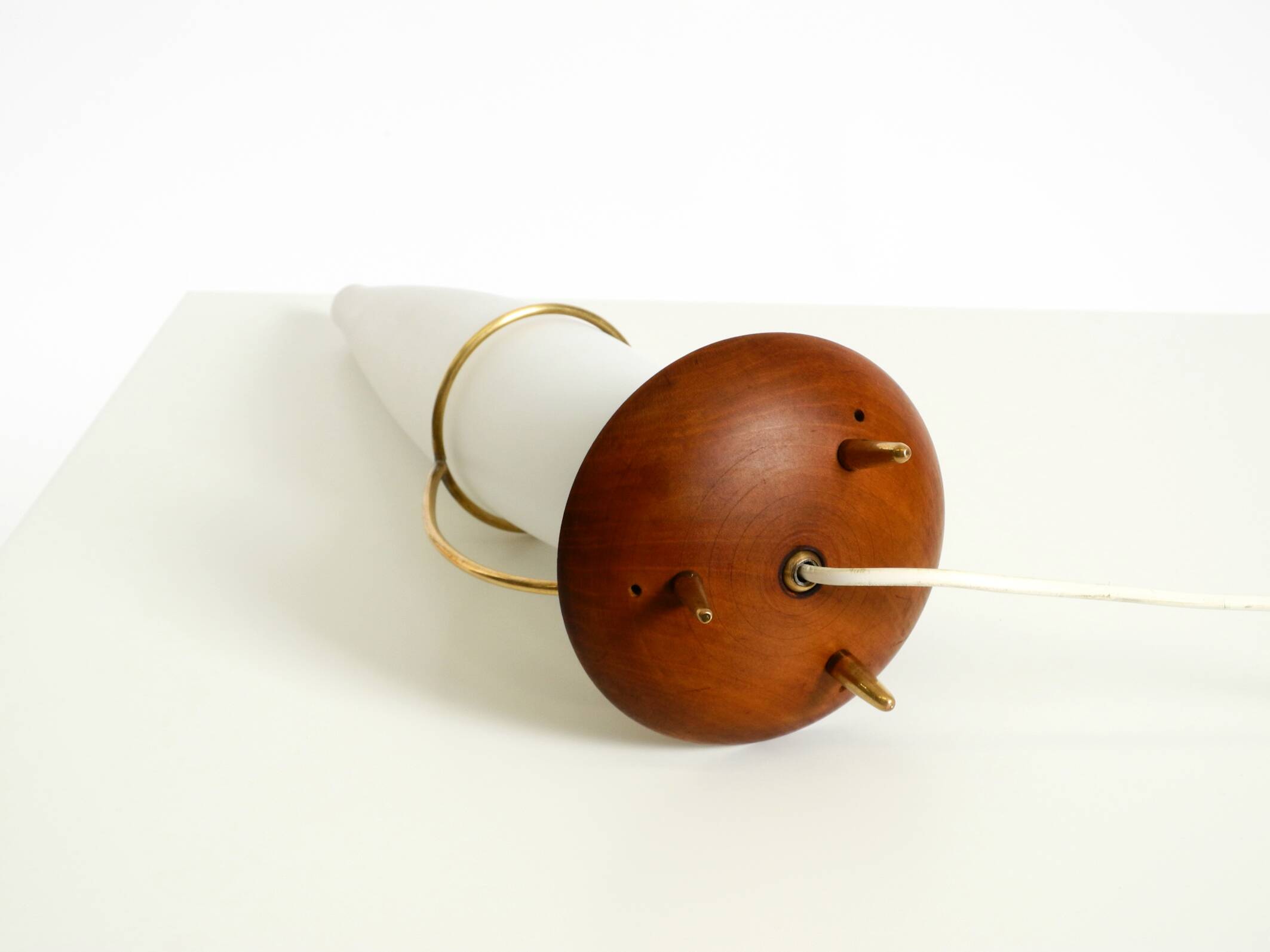 Large 1950s table lamp made of brass and teak, with a frosted glass shade