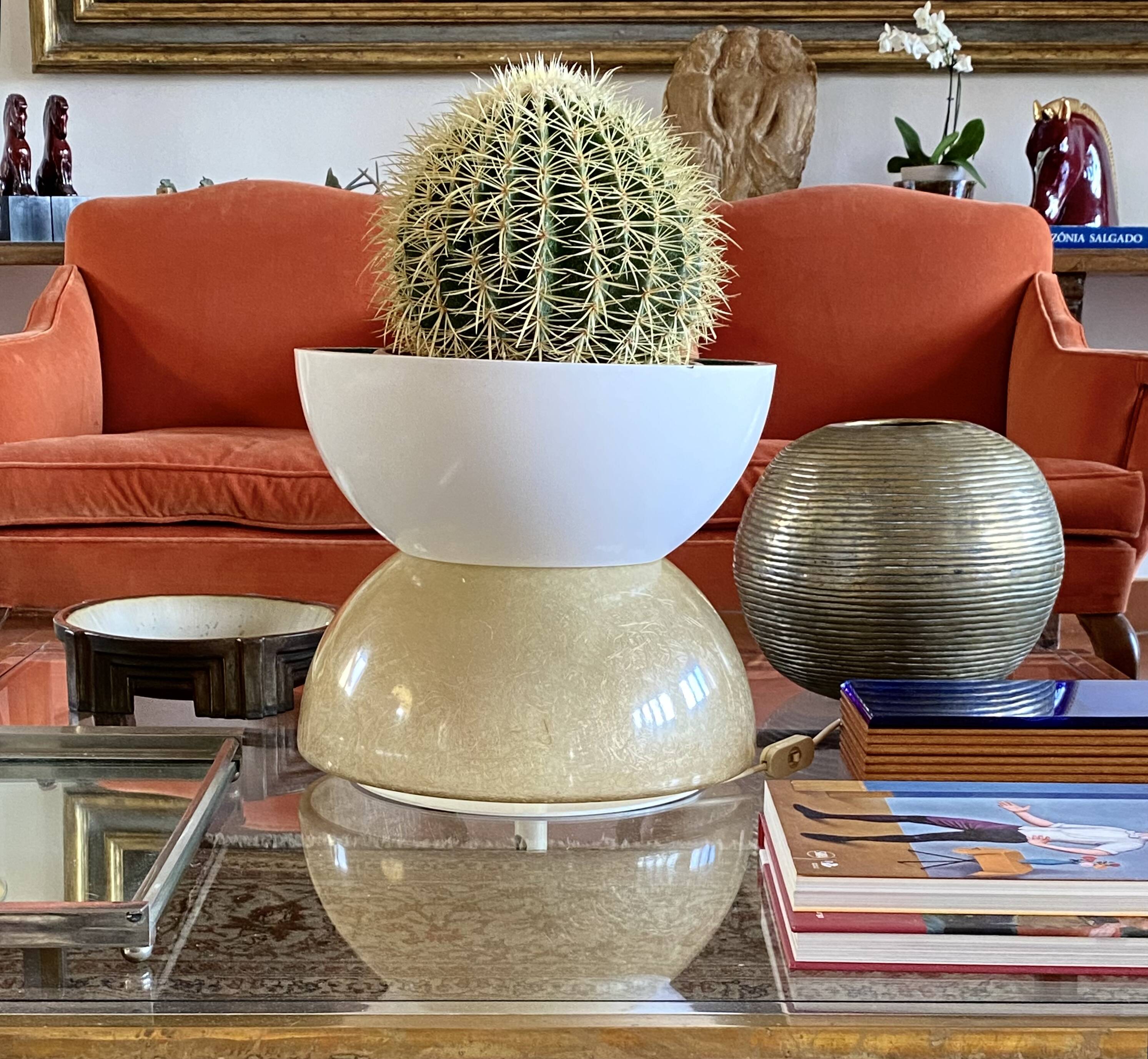 Planter / Pot fiberglass lamp, Luci Milano Italy, 1970s