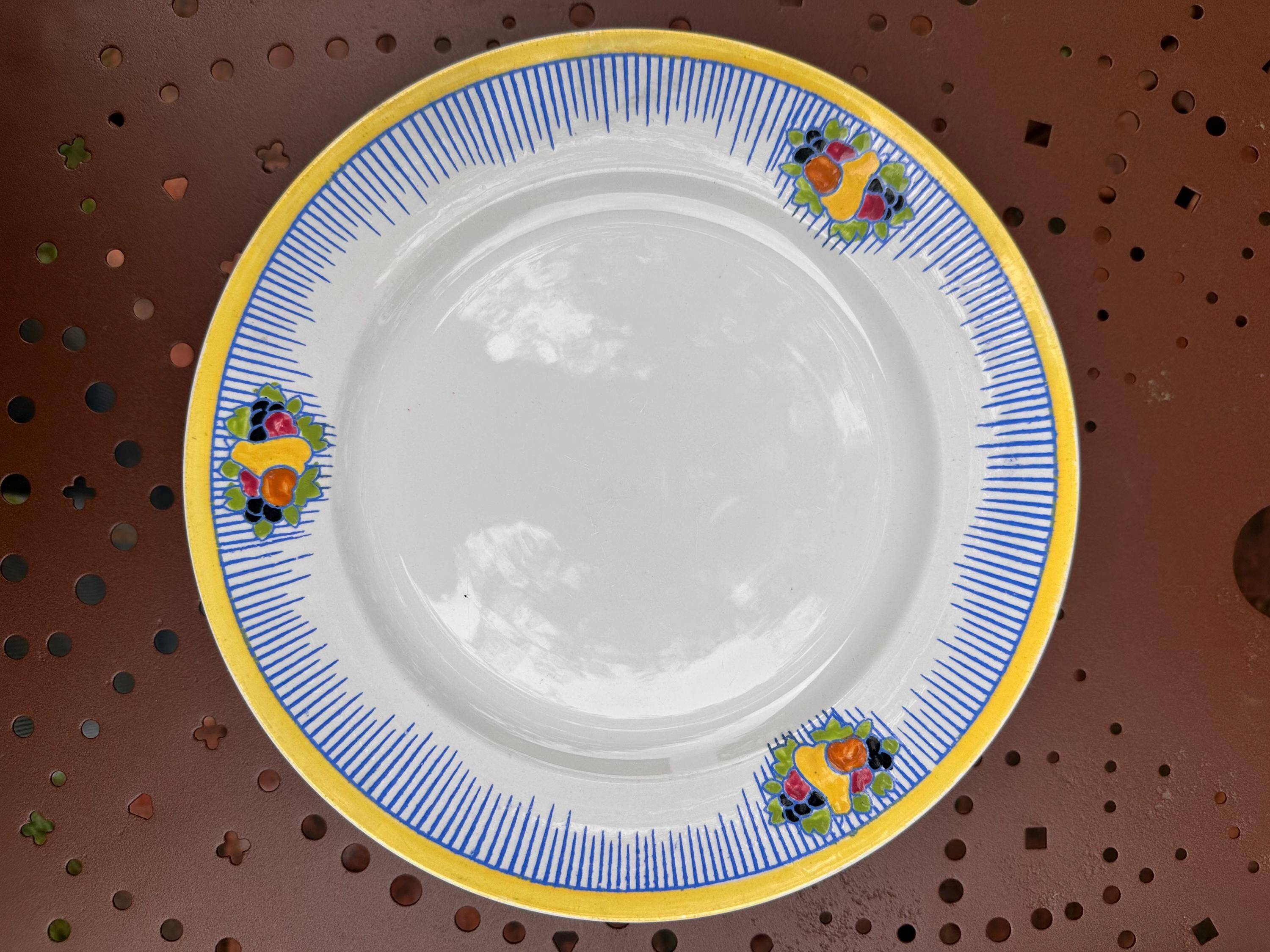 Set of 10 flat plates Boch Frères La Louvière – Art Deco fruit design