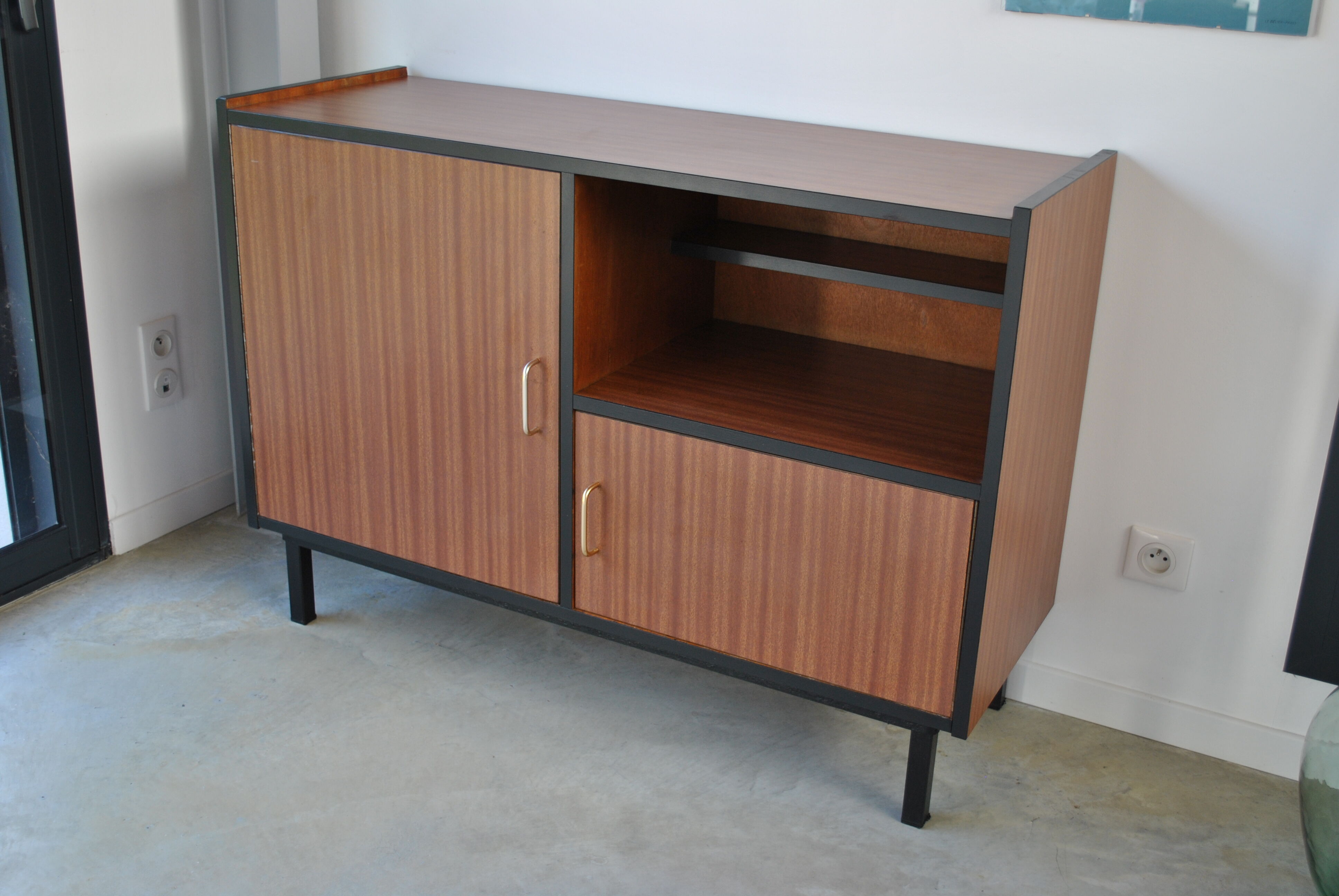 Vintage buffet 1970