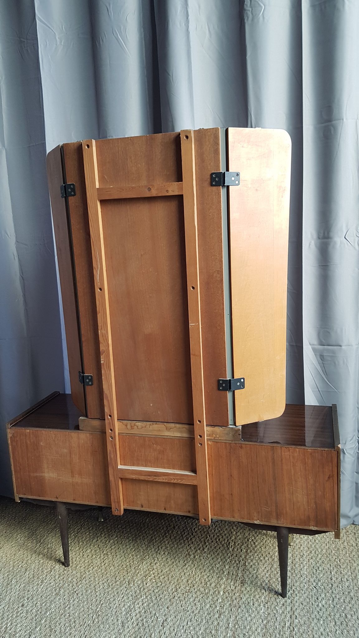 Coiffeuse vintage des années 60