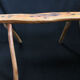 Banc brutaliste en bois d'arbre