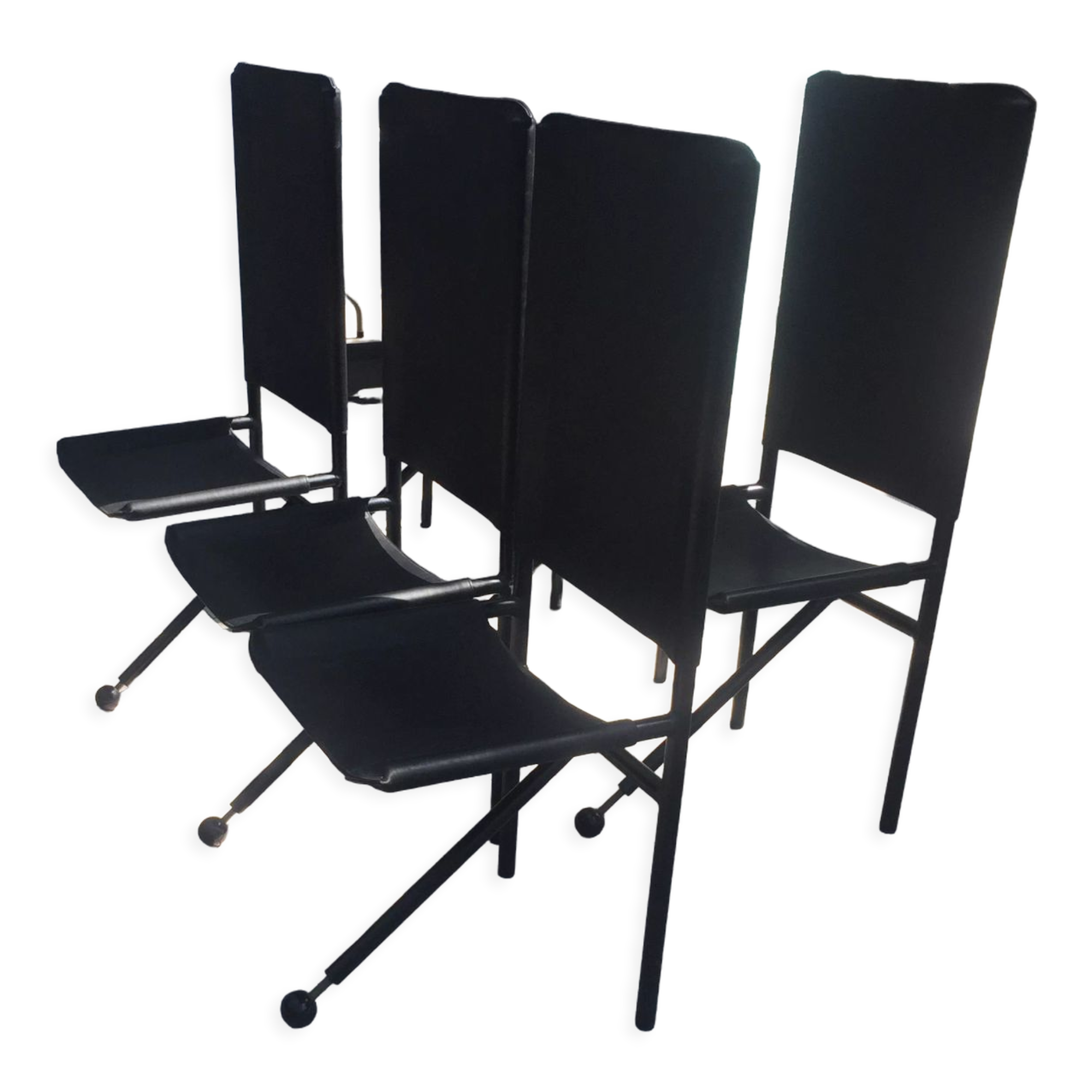 Set de 6 chaises de salle à manger pieds tripode en cuir grainé et métal 1970