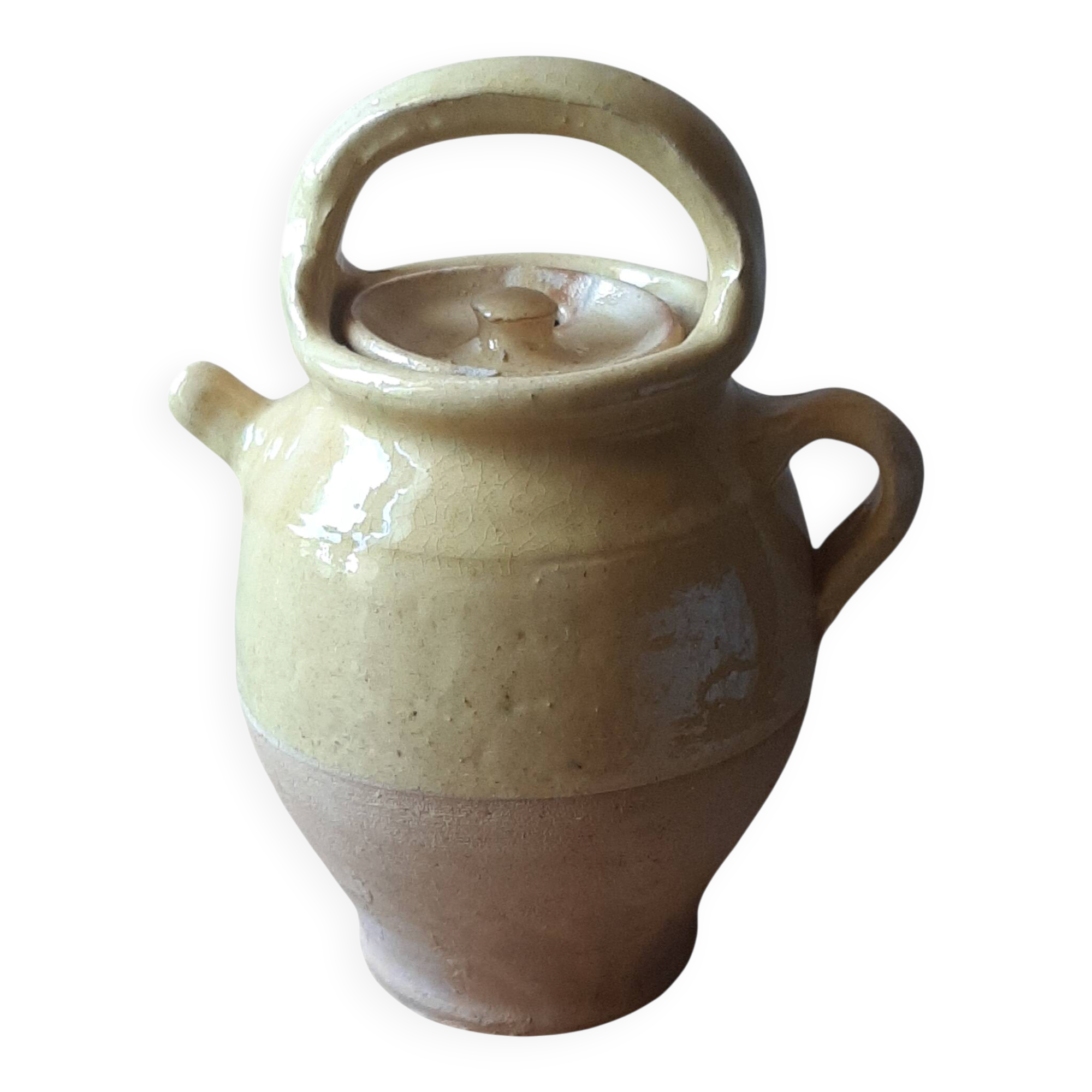 Yellow terracotta crockery