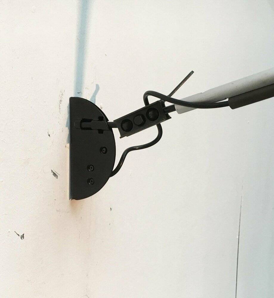 Postmodern Italian wall lamp Aggregato Braccio by Enzo Mari & Giancarlo Fassina for Artemide, 1970s