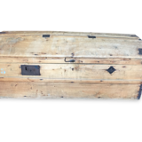 Coffre en bois
