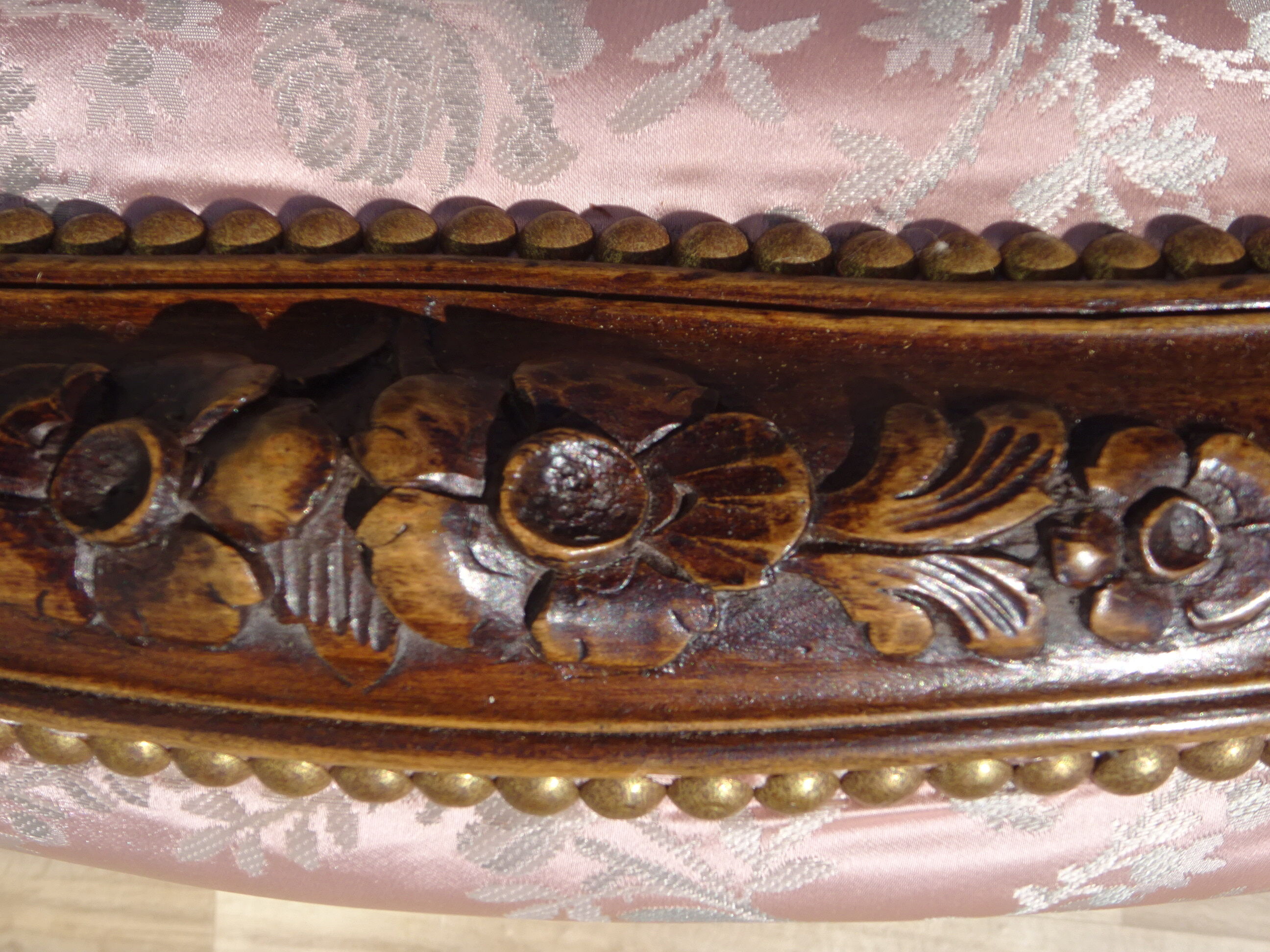 Antique sofa bed, in Louis XV style.